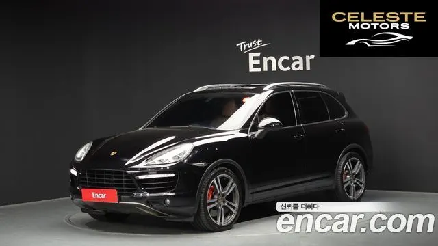 PORSCHE Cayenne 4.8 Turbo 2011 — photo 22 sur 26