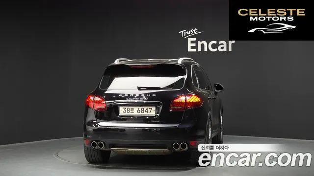 PORSCHE Cayenne 4.8 Turbo 2011 — photo 4 sur 26