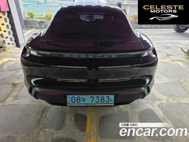 PORSCHE Taycan 2023 — photo 2 sur 11