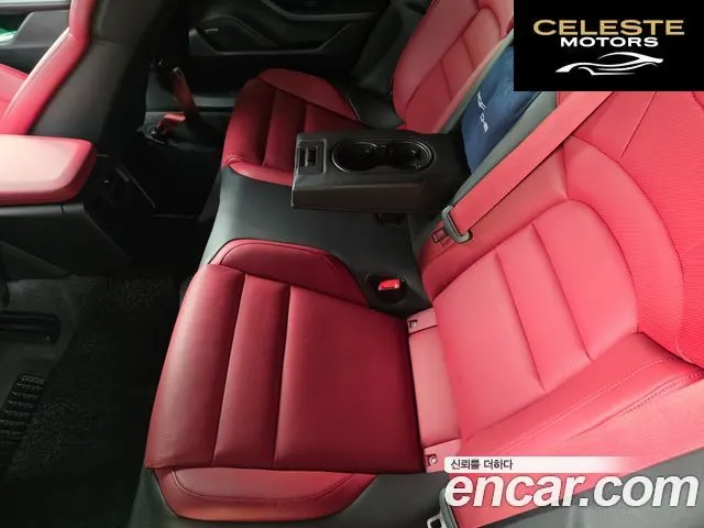 PORSCHE Taycan 2023 — photo 6 sur 11