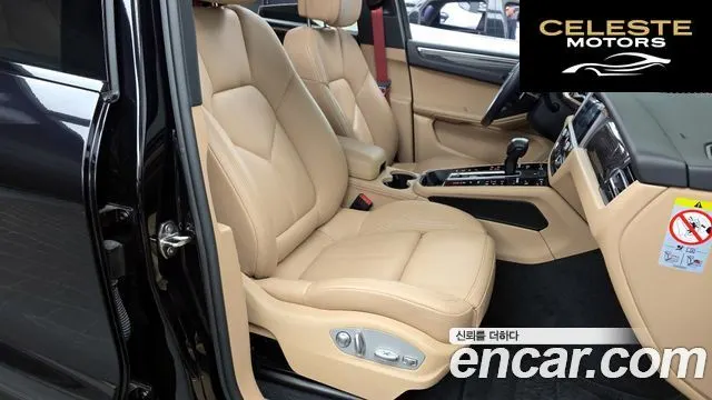 PORSCHE Macan 2.9 S 2024 — photo 17 sur 32