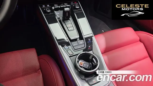 PORSCHE 911 (992) Carrera 2024 — photo 9 sur 20