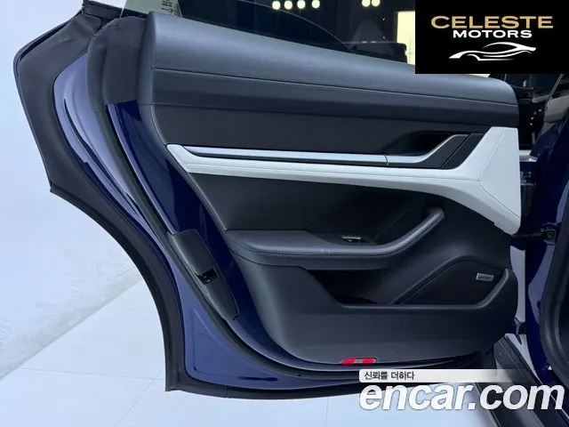 PORSCHE Taycan Turbo S 2021 — photo 15 sur 26