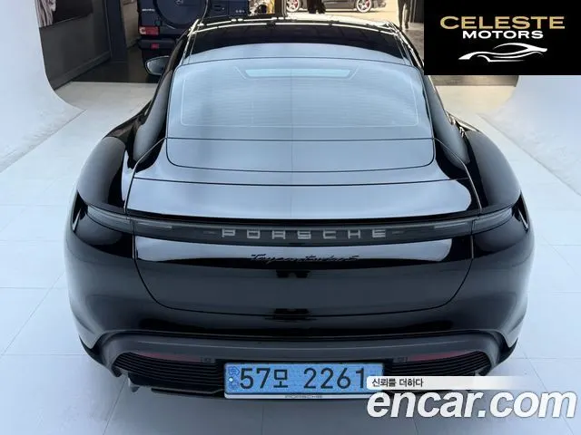 PORSCHE Taycan Turbo S 2021 — photo 3 sur 26