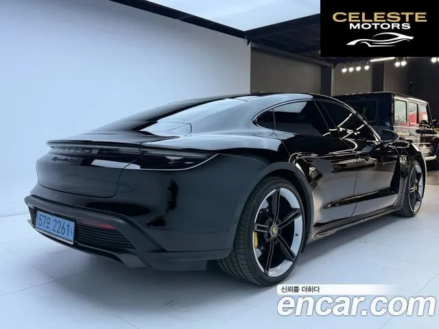 PORSCHE Taycan Turbo S 2021 — photo 4 sur 26