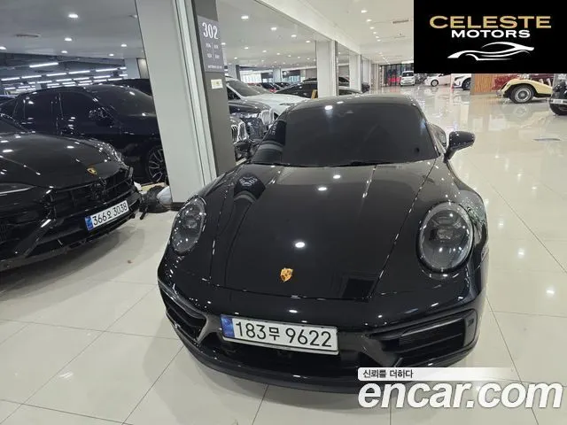 PORSCHE 911 (992) Carrera 4 GTS 2023 — photo 3 sur 26