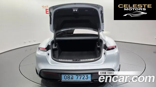 PORSCHE Taycan 4S 2021 — photo 36 sur 36