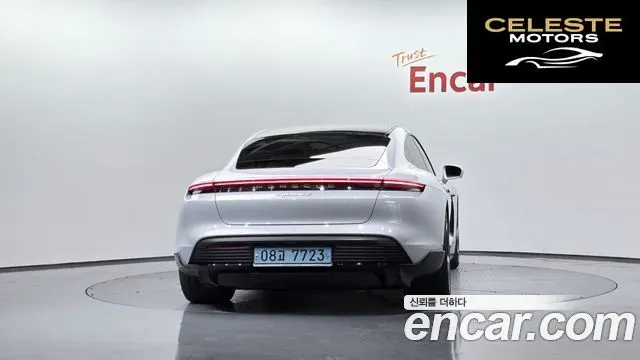 PORSCHE Taycan 4S 2021 — photo 4 sur 36