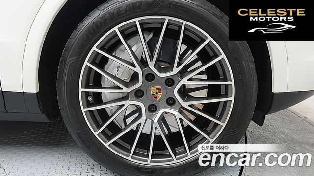 PORSCHE Cayenne (PO536) 3.0 2021 — photo 6 sur 26