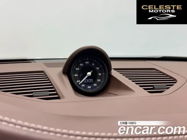 PORSCHE 911 (992) Targa 4S 2024 — photo 12 sur 26