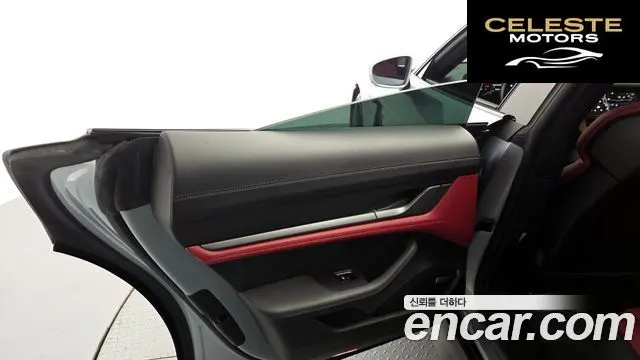 PORSCHE Taycan 2022 — photo 15 sur 36