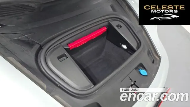 PORSCHE Taycan 2022 — photo 6 sur 36