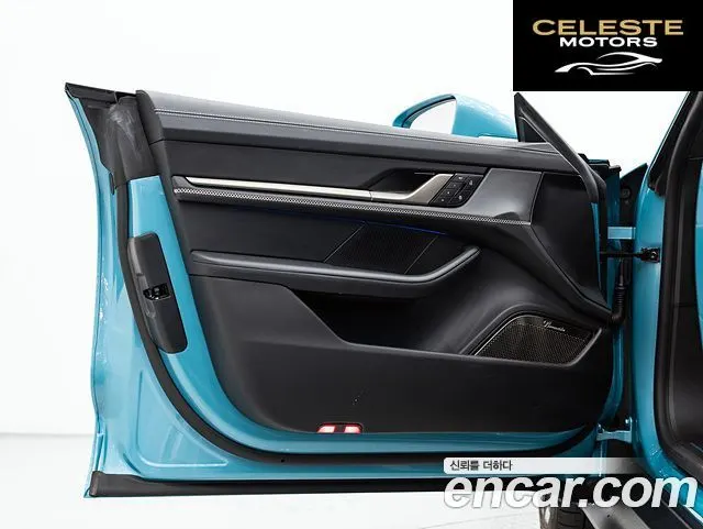PORSCHE Taycan Turbo 2025 — photo 16 sur 26