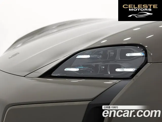 PORSCHE Taycan Turbo 2025 — photo 11 sur 26
