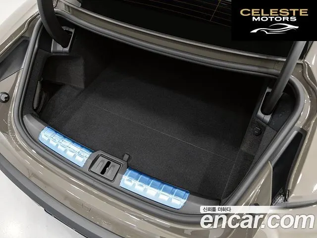 PORSCHE Taycan Turbo 2025 — photo 14 sur 26