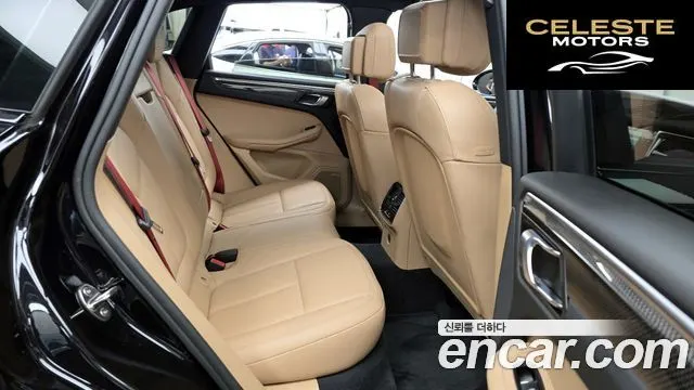 PORSCHE Macan 2.9 S 2024 — photo 18 sur 32