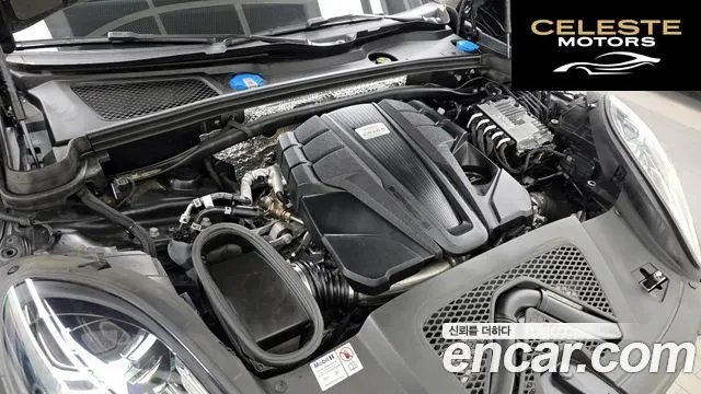 PORSCHE Macan 2.9 S 2024 — photo 6 sur 32