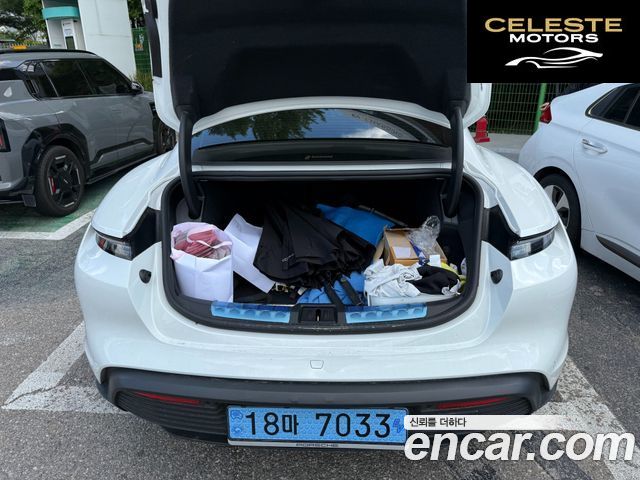PORSCHE Taycan 2025 — photo 14 sur 26