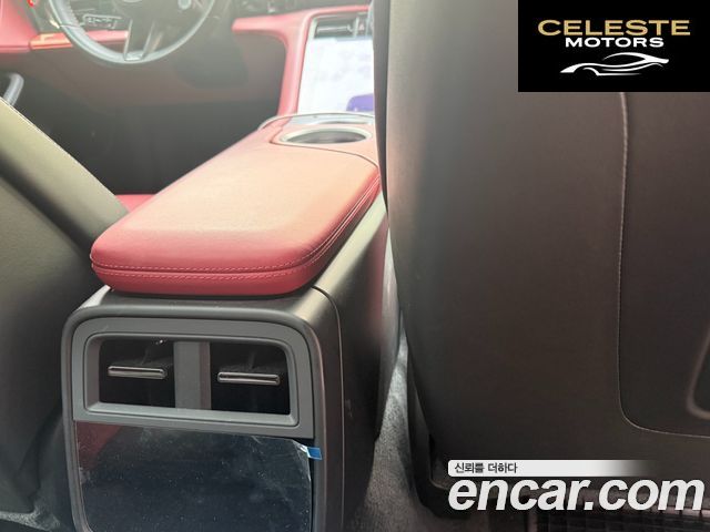 PORSCHE Taycan 2025 — photo 17 sur 26