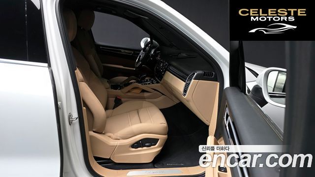 PORSCHE Cayenne (PO536) 3.0 2022 — photo 11 sur 26