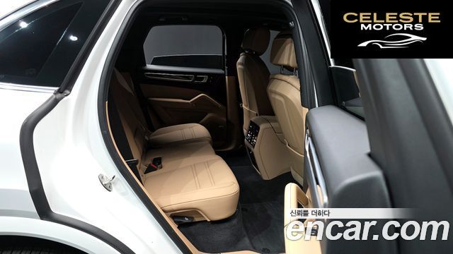PORSCHE Cayenne (PO536) 3.0 2022 — photo 12 sur 26