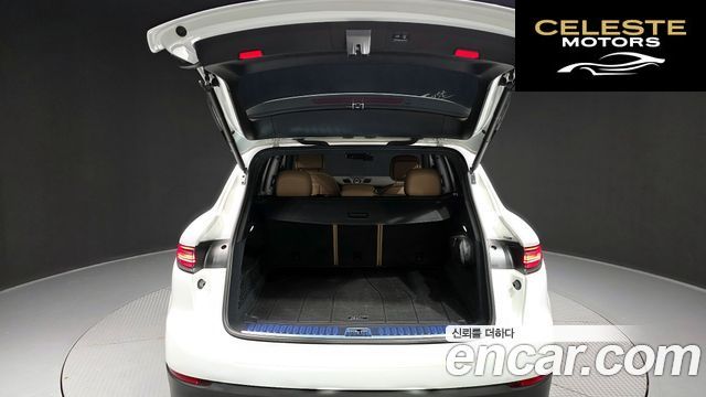 PORSCHE Cayenne (PO536) 3.0 2022 — photo 20 sur 26