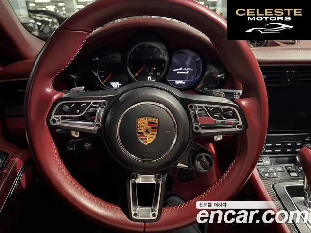 PORSCHE 911 Turbo S Cabriolet 2017 — photo 16 sur 26