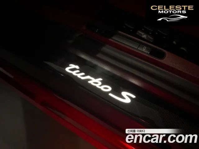PORSCHE 911 Turbo S Cabriolet 2017 — photo 17 sur 26