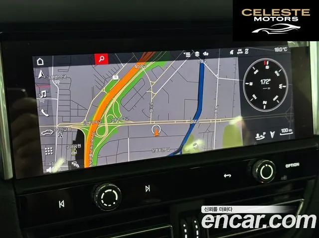 PORSCHE Macan 2.9 S 2023 — photo 13 sur 26