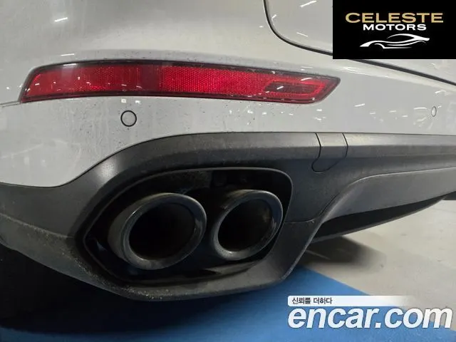PORSCHE Cayenne 3.0 Edition 2017 — photo 8 sur 17