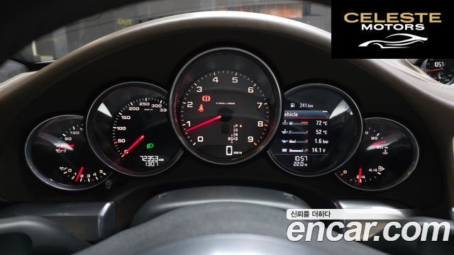 PORSCHE 911 Carrera 4S 2013 — photo 8 sur 20