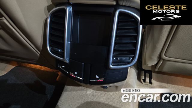 PORSCHE Cayenne 3.0 2012 — photo 24 sur 31