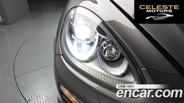 PORSCHE Cayenne 3.0 2012 — photo 7 sur 31