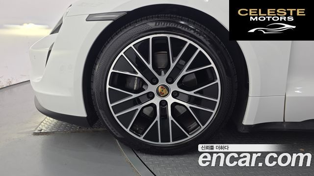 PORSCHE Taycan 2022 — photo 5 sur 32