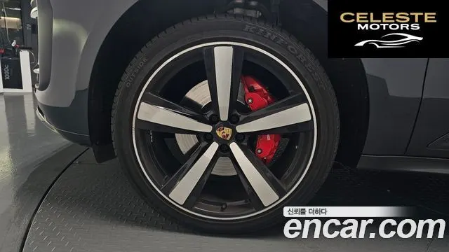 PORSCHE Macan 2.9 S 2023 — photo 5 sur 44