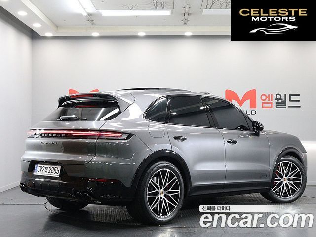 PORSCHE Cayenne (PO536) 4.0 GTS 2025 — photo 4 sur 26