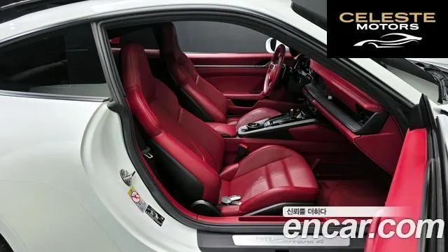 PORSCHE 911 (992) Carrera 4 2020 — photo 16 sur 37