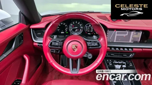 PORSCHE 911 (992) Carrera 4 2020 — photo 18 sur 37