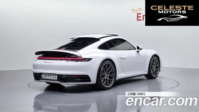 PORSCHE 911 (992) Carrera 4 2020 — photo 2 sur 37