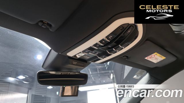 PORSCHE Macan 2.0 2021 — photo 18 sur 26