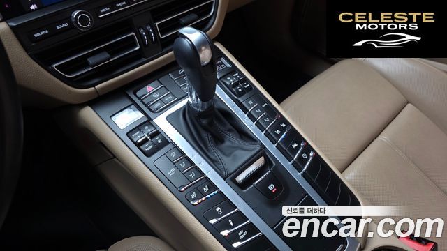 PORSCHE Macan 2.0 2021 — photo 9 sur 26