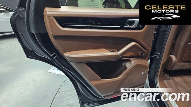 PORSCHE Cayenne (PO536) 3.0 2020 — photo 15 sur 31