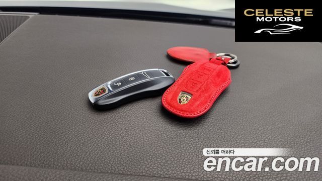 PORSCHE Panamera (971) 2.9 4S 2018 — photo 22 sur 35