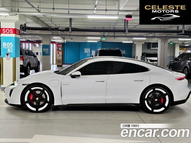 PORSCHE Taycan 4S 2021 — photo 11 sur 26