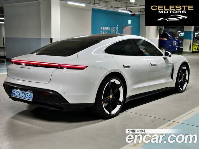 PORSCHE Taycan 4S 2021 — photo 7 sur 26
