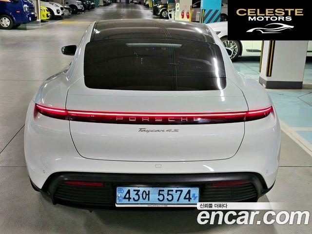 PORSCHE Taycan 4S 2021 — photo 9 sur 26