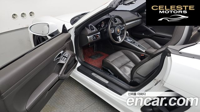 PORSCHE 718 Boxster S 2.5 2018 — photo 12 sur 31