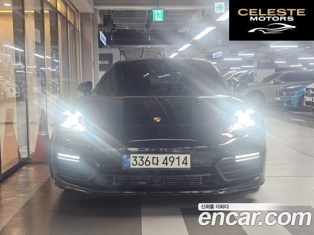 PORSCHE Panamera (971) 3.0 AWD 2018 — photo 2 sur 26