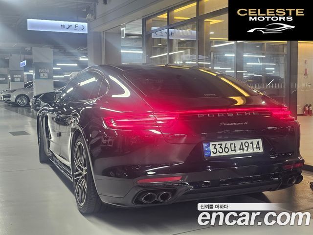 PORSCHE Panamera (971) 3.0 AWD 2018 — photo 8 sur 26