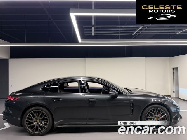 PORSCHE Panamera (971) 3.0 AWD 2018 — photo 10 sur 23